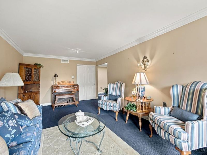 84 Schroder Lane, Hamilton, OH 45013 Photo 6