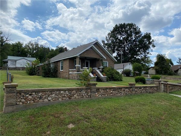 202 W Hill Street , Alpena, AR 72611