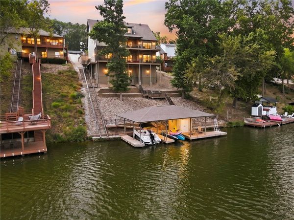 51 Portsmouth Drive , Bella Vista, AR 72715