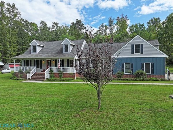 9467 Dutton Road , Dutton, VA 23050