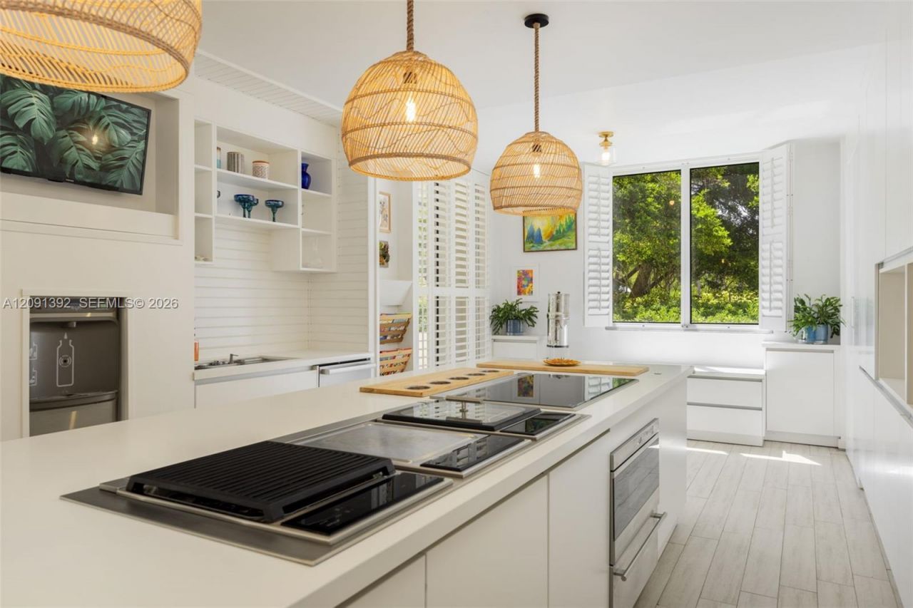 445 Grand Bay Dr , Unit 104, Key Biscayne, FL 33149 Photo