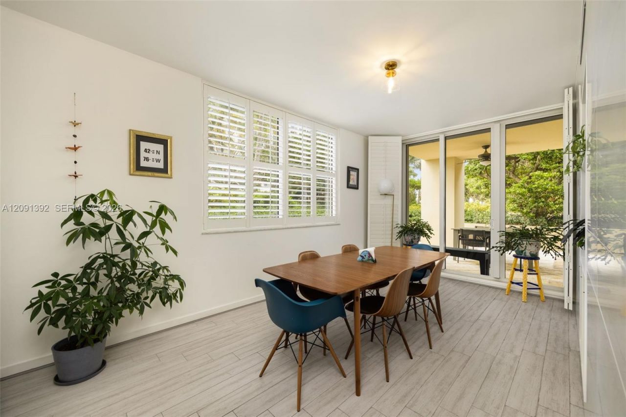 445 Grand Bay Dr , Unit 104, Key Biscayne, FL 33149 Photo