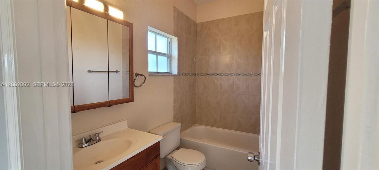 5829 Grant St, Hollywood, FL 33021 Photo