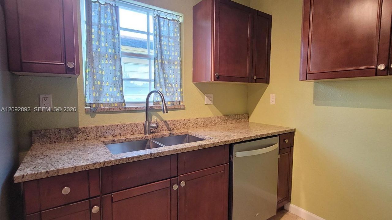 5829 Grant St, Hollywood, FL 33021 Photo