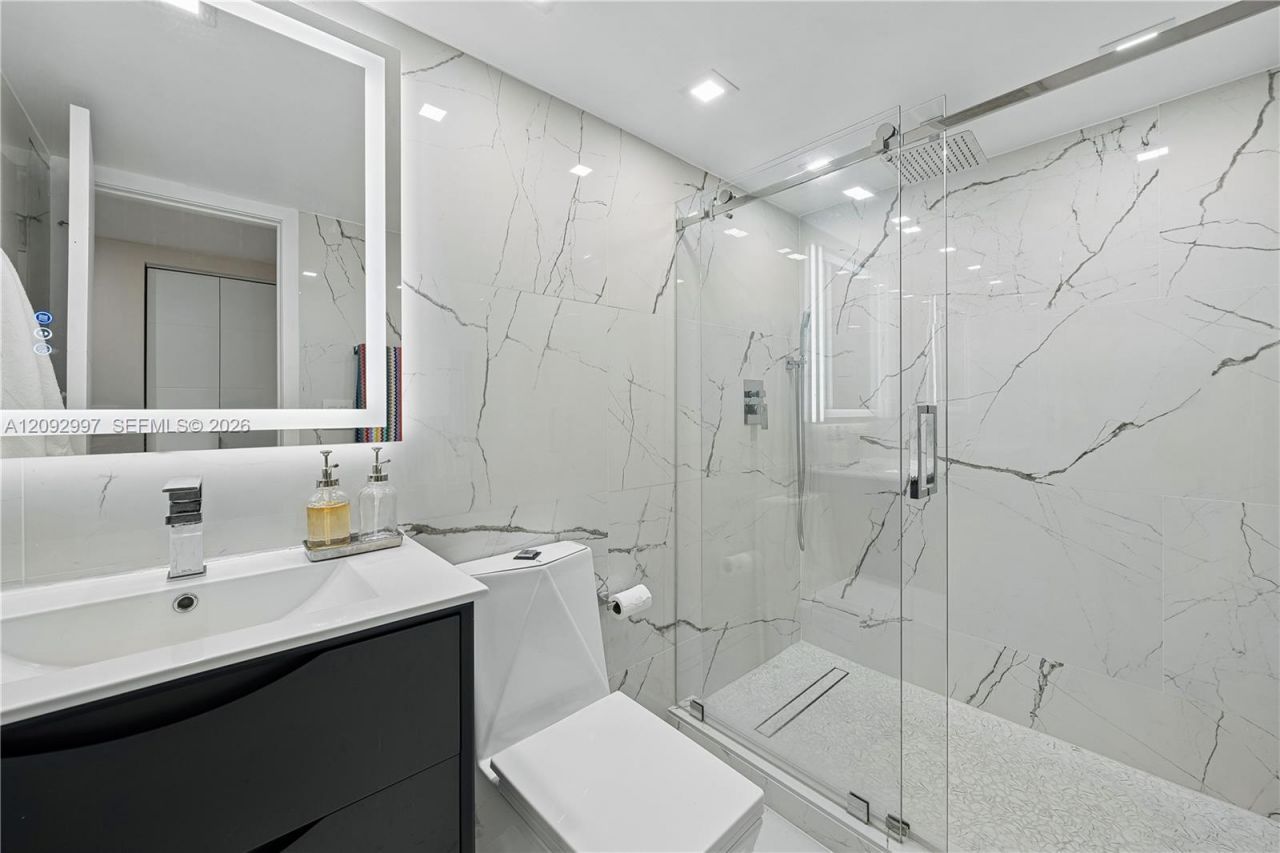 14601 N Kendall Dr , Unit 206K, Miami, FL 33186 Photo