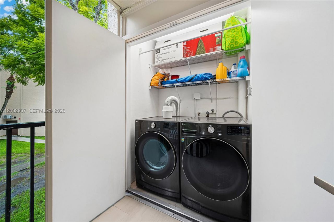 14601 N Kendall Dr , Unit 206K, Miami, FL 33186 Photo