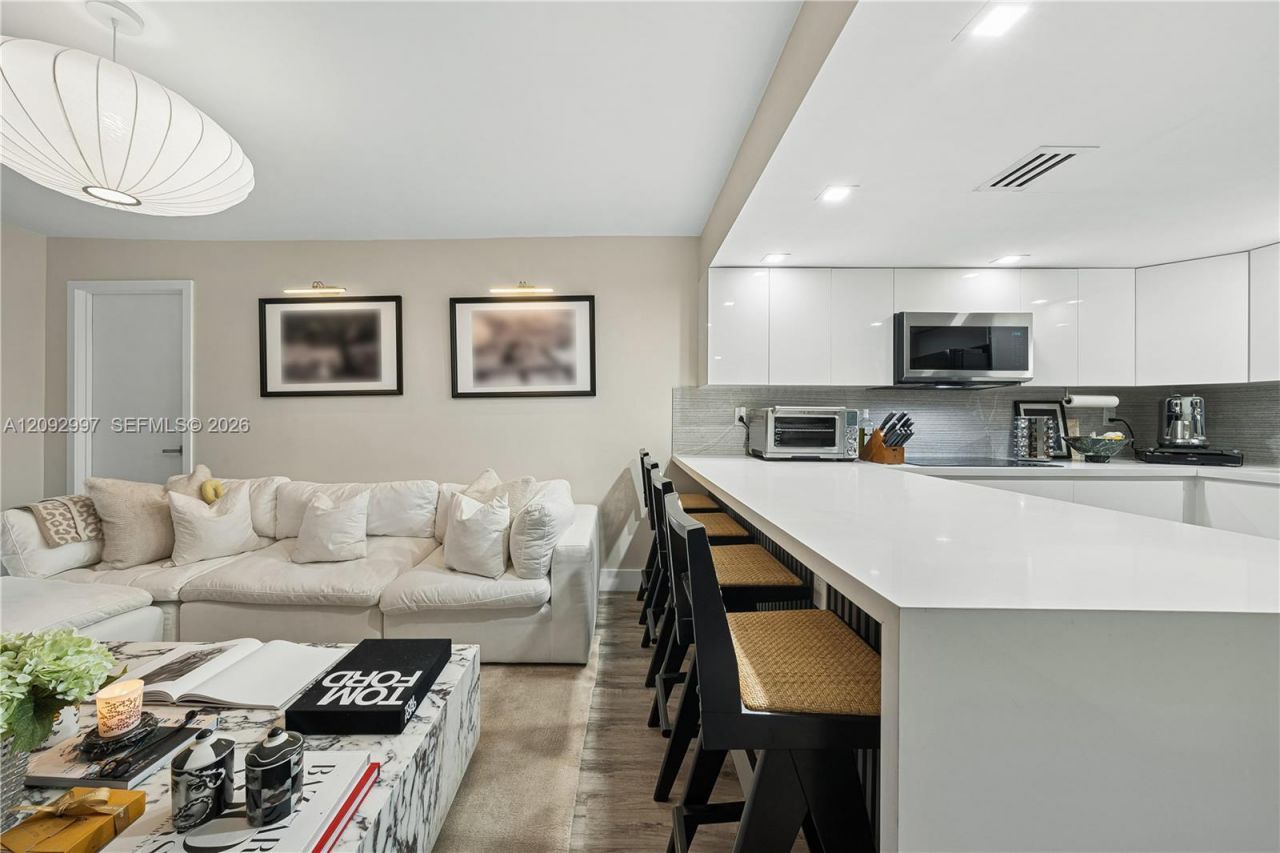 14601 N Kendall Dr , Unit 206K, Miami, FL 33186 Photo
