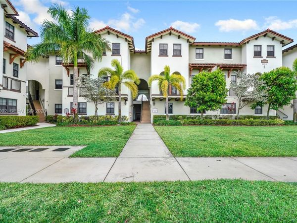 10620 NW 88th St , Unit 207, Doral, FL 33178