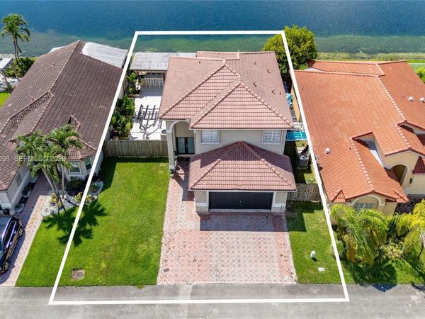 12028 SW 133rd Ter , Miami, FL 33186