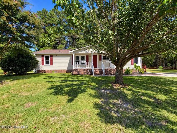 101 Maplecrest Way , Sneads Ferry, NC 28460
