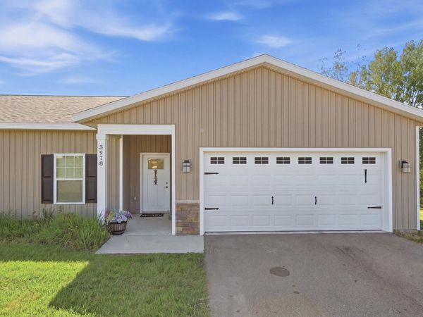 3978 SW Reserve Drive, Wyoming, MI 49519