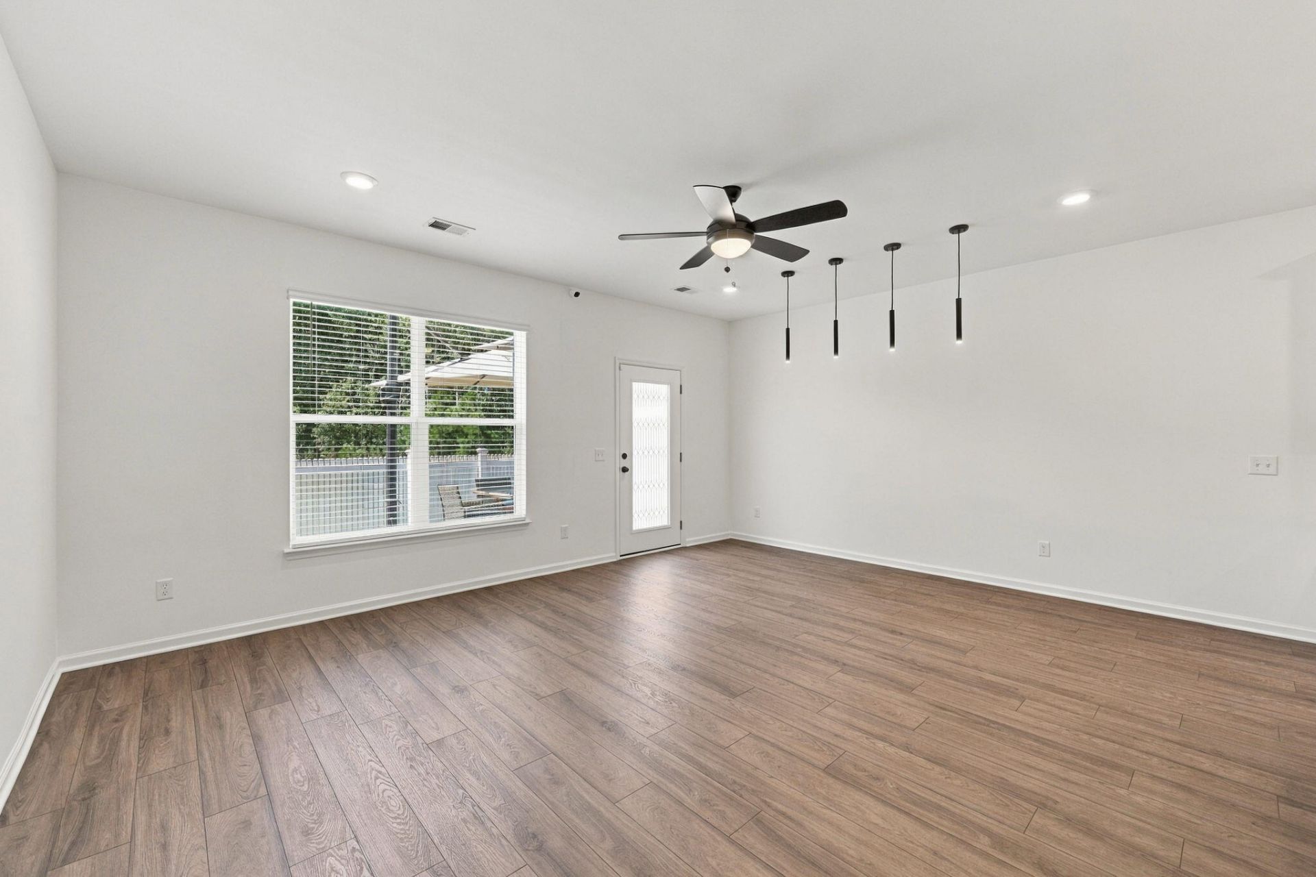 406 Duskywing Drive Photo 9