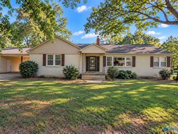 702 Tidmore Bend Road, Gadsden, AL 35901
