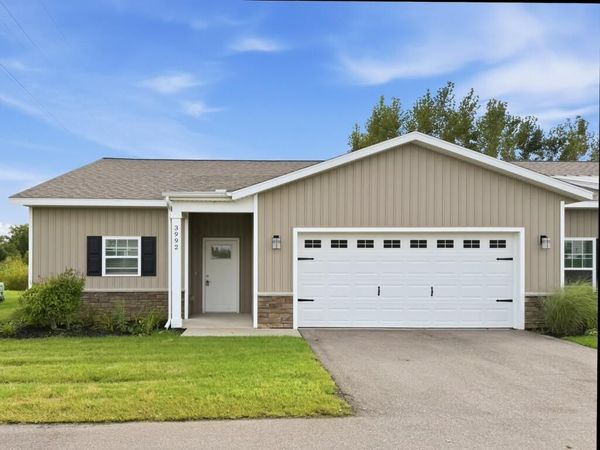 3992 SW Reserve Drive, Wyoming, MI 49519