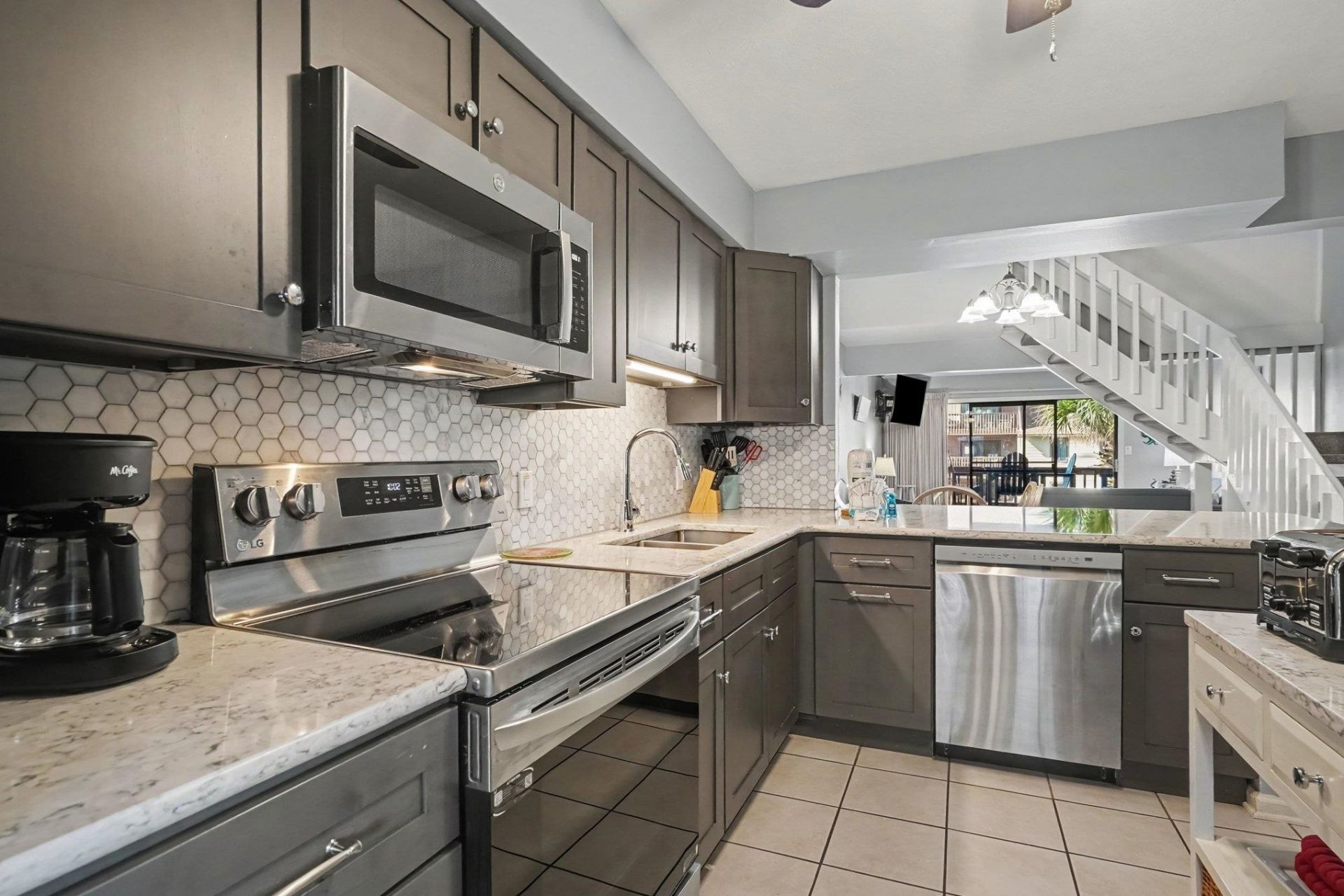 5507 N Ocean Blvd. Photo 9