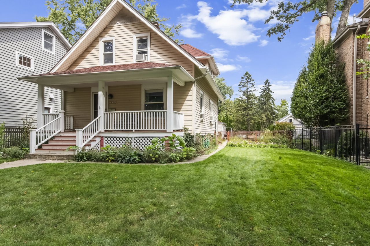 1624 Spencer Avenue, Wilmette, IL 60091 Main Photo