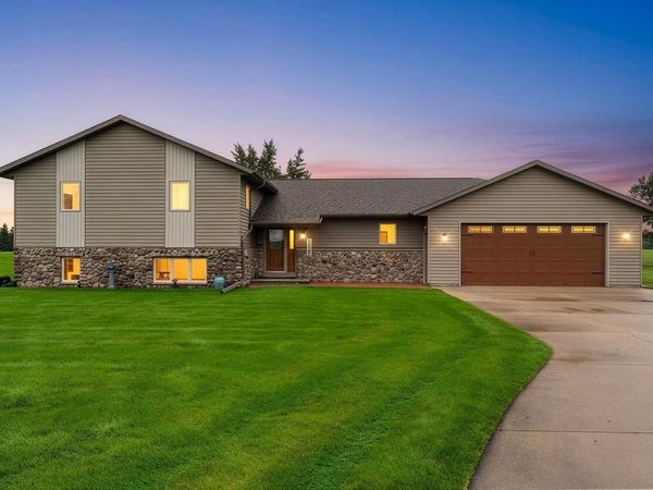 W2387 MAN CAL ROAD, Kaukauna, WI 54130