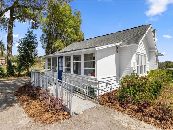 401 N DIXIE AVENUE , FRUITLAND PARK, FL 34731