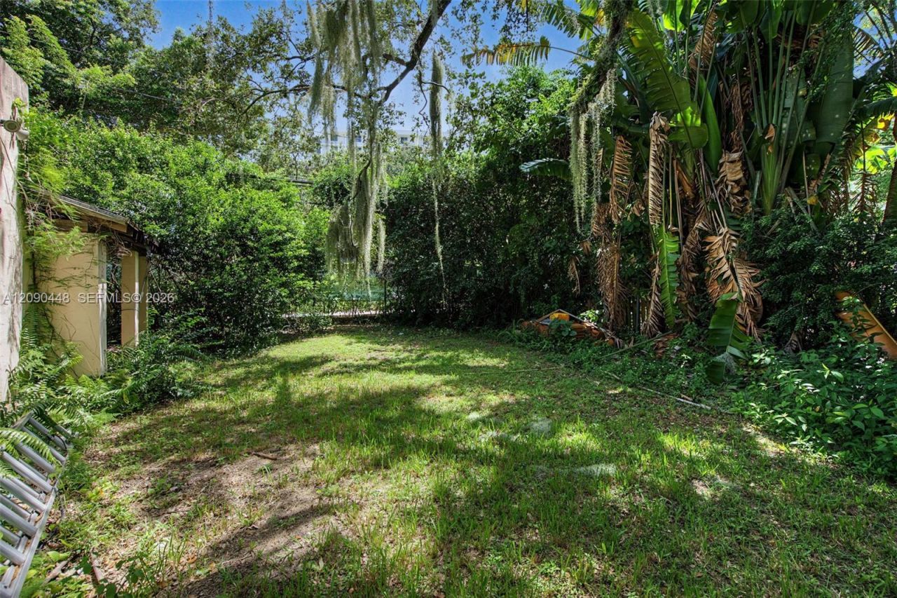 931 NW 14th Ct , Miami, FL 33125 Photo