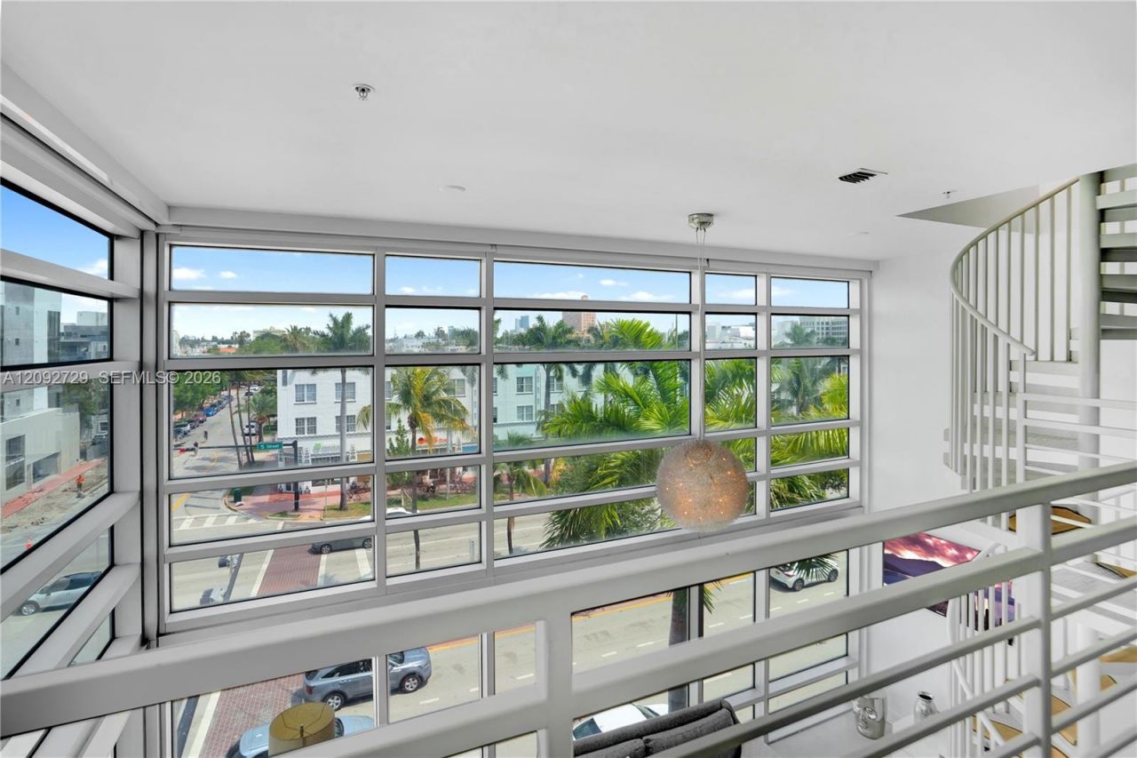 421 Meridian Ave , Unit 21, Miami Beach, FL 33139 Photo