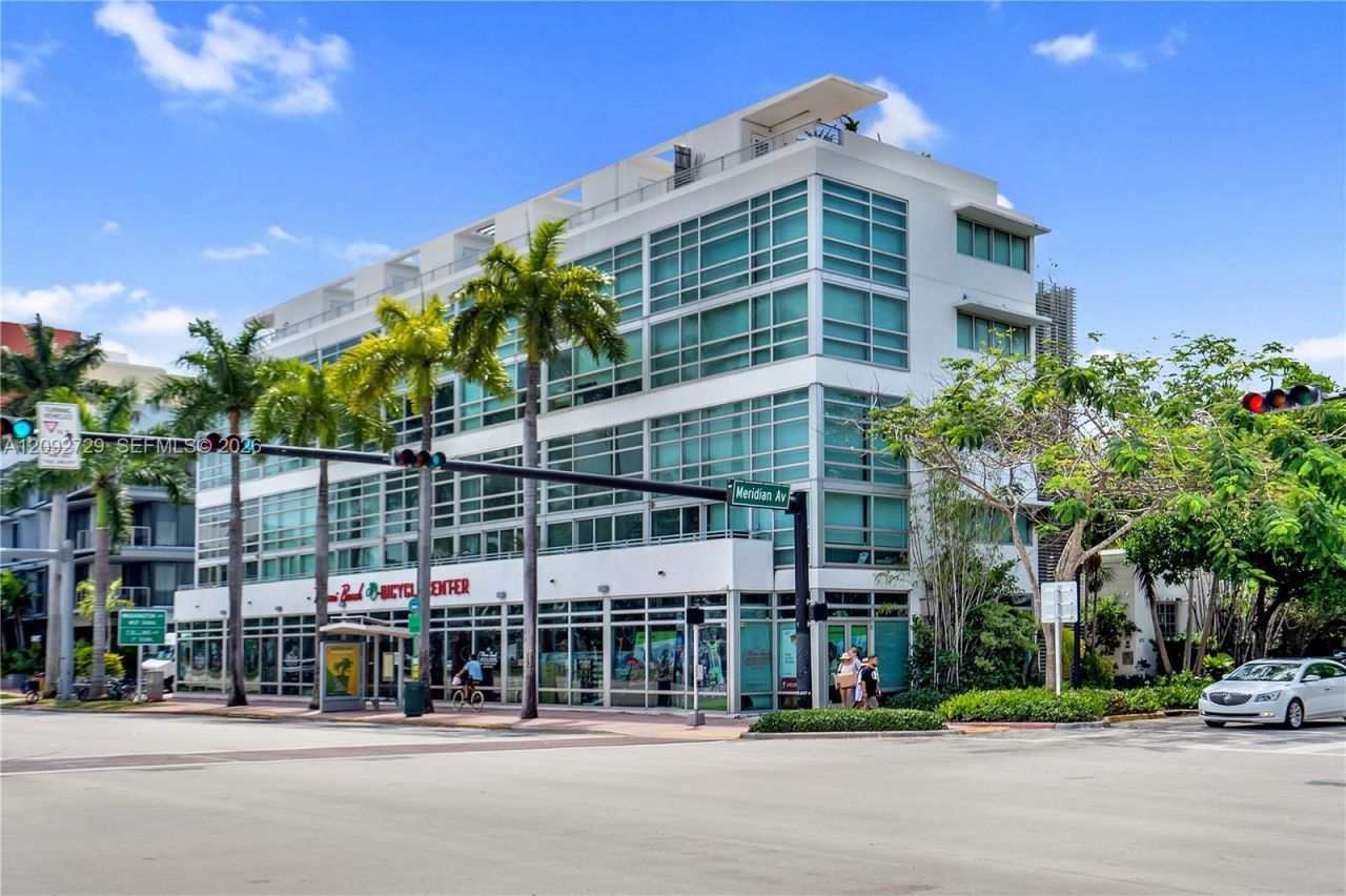 421 Meridian Ave , Unit 21, Miami Beach, FL 33139 Photo