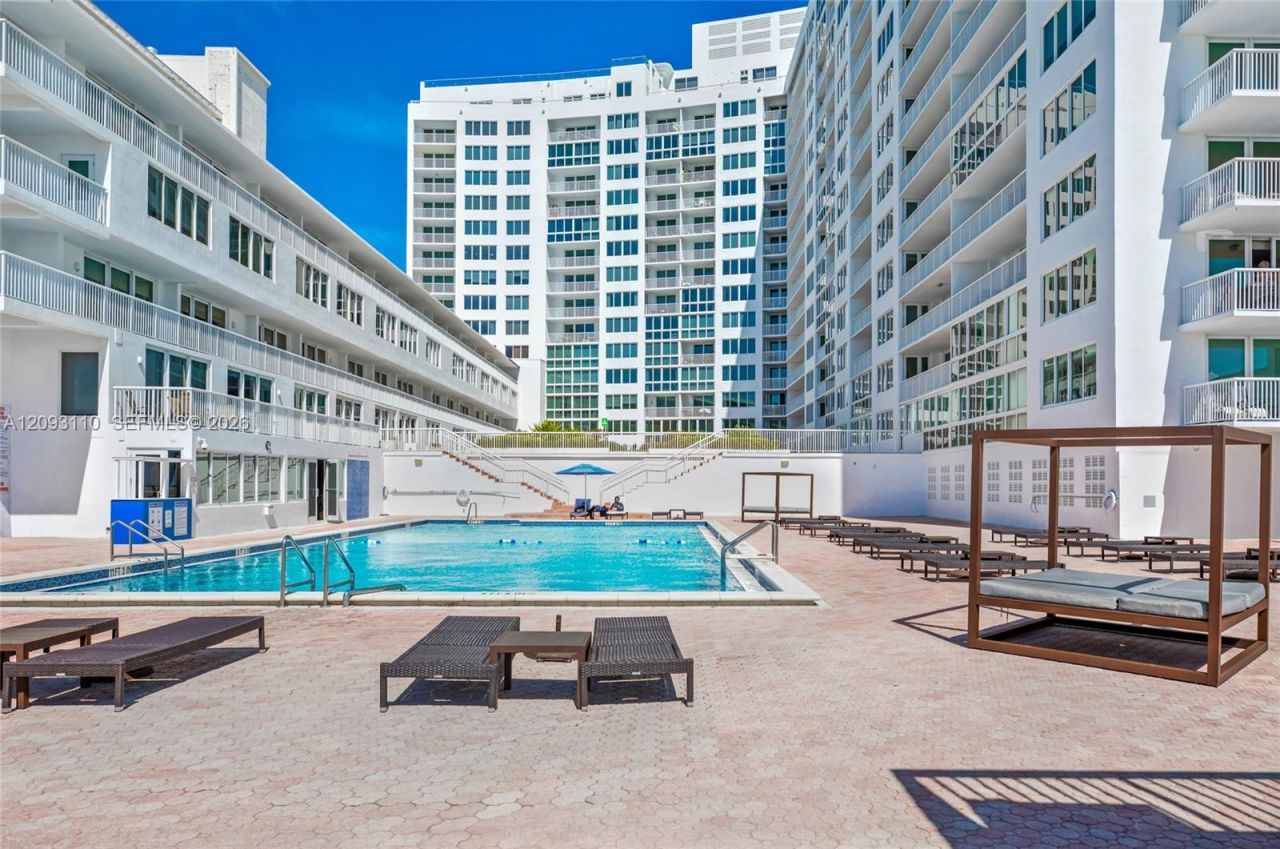 5401 Collins Ave , Unit CU-9, Miami Beach, FL 33140 Photo