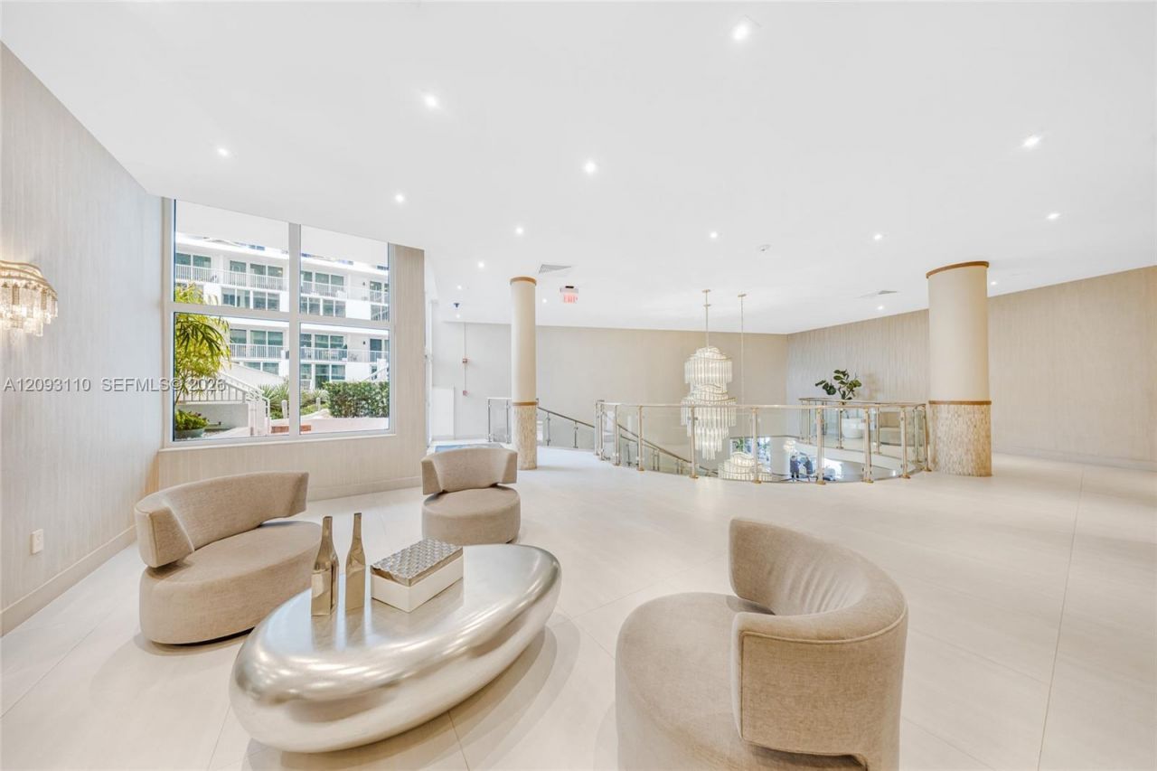 5401 Collins Ave , Unit CU-9, Miami Beach, FL 33140 Photo