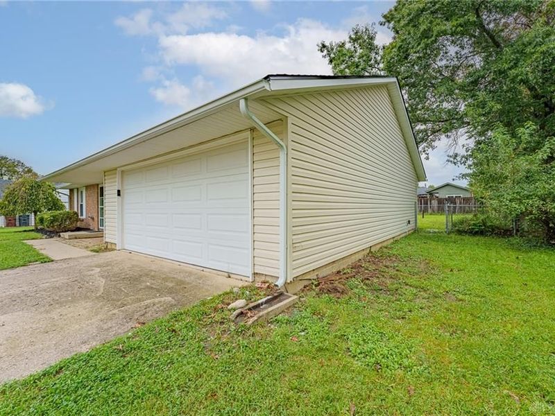 424 Gregory Court, Lebanon, OH 45036 Photo 4