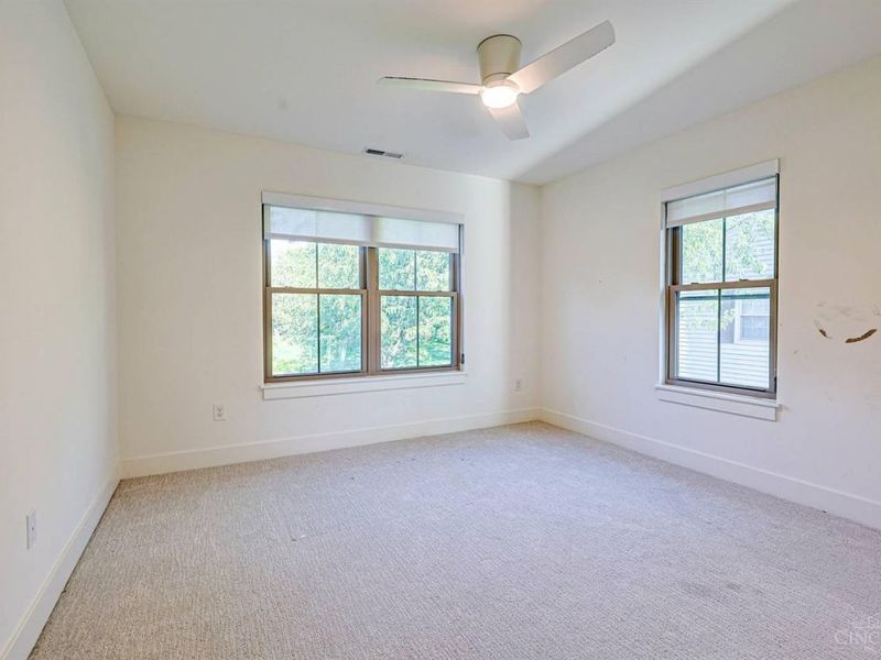 9200 Village Green Drive, Montgomery, OH 45242 Photo 20
