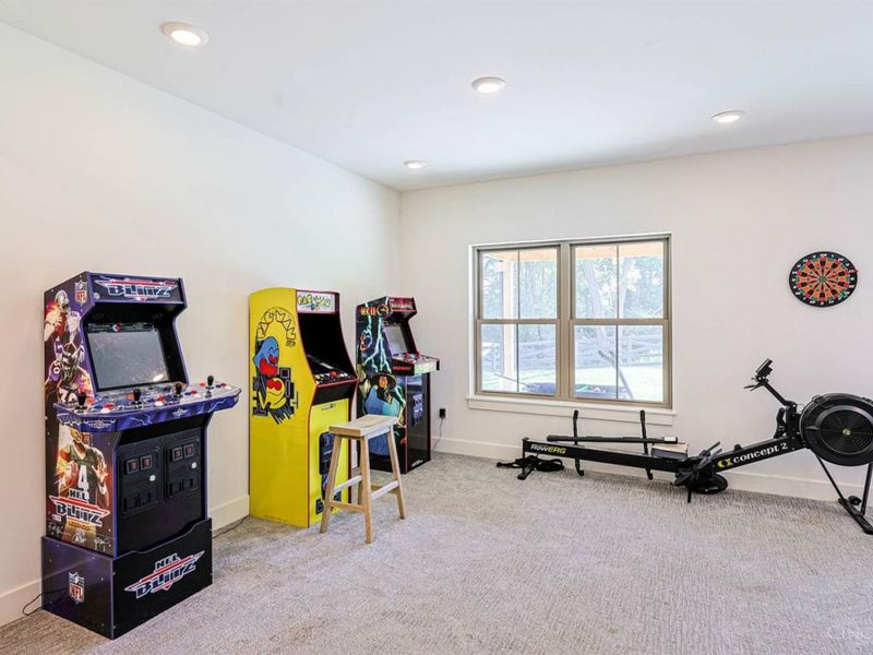 9200 Village Green Drive, Montgomery, OH 45242 Photo 35