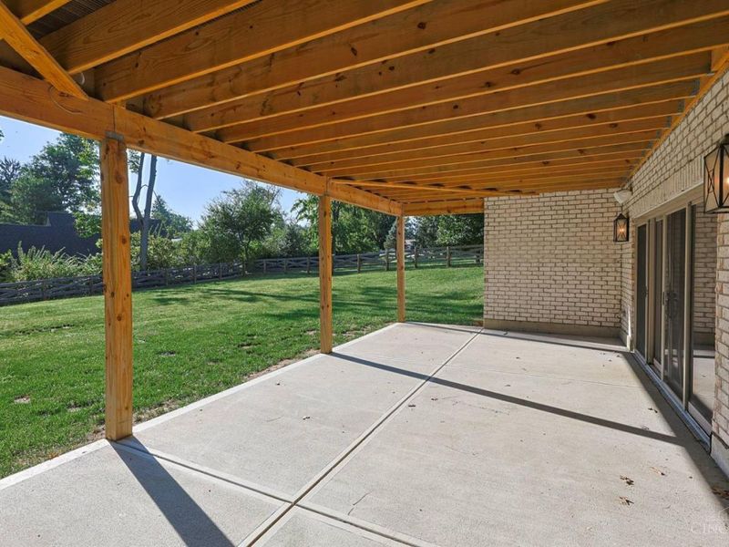 9200 Village Green Drive, Montgomery, OH 45242 Photo 46