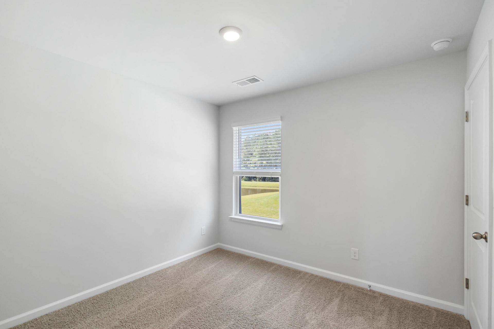 542 Tulip Poplar Drive Photo 33