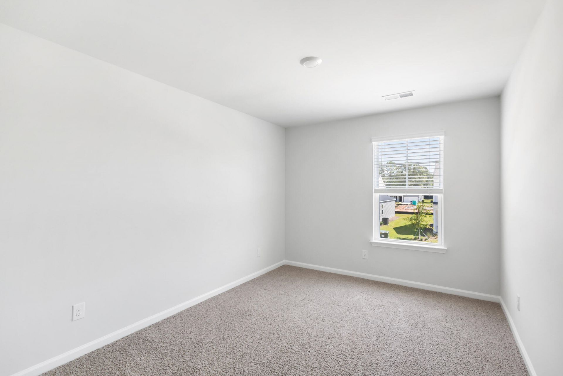 542 Tulip Poplar Drive Photo 35