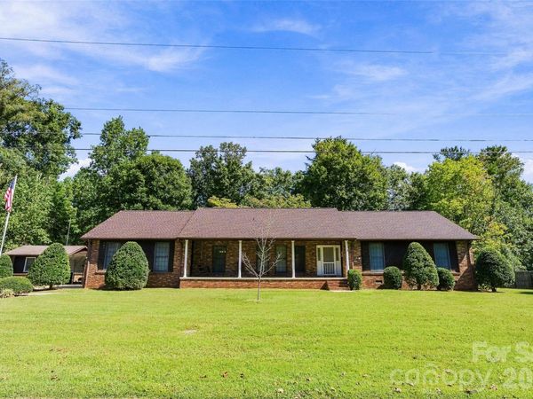 183 Mckinney Road W, Marion, NC 28752
