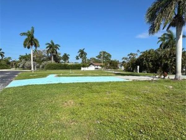 89 Sycamore LN , FORT MYERS, FL 33908