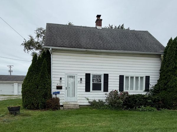 425 Oak Avenue , Findlay, OH 45840