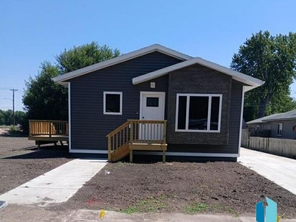 100 S Elmwood Ave, Sioux Falls, SD 57104