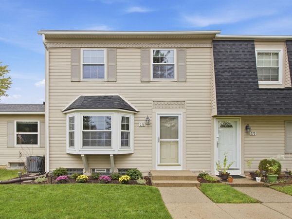 275 Lake Village Drive, Walled Lake, Mi 48390