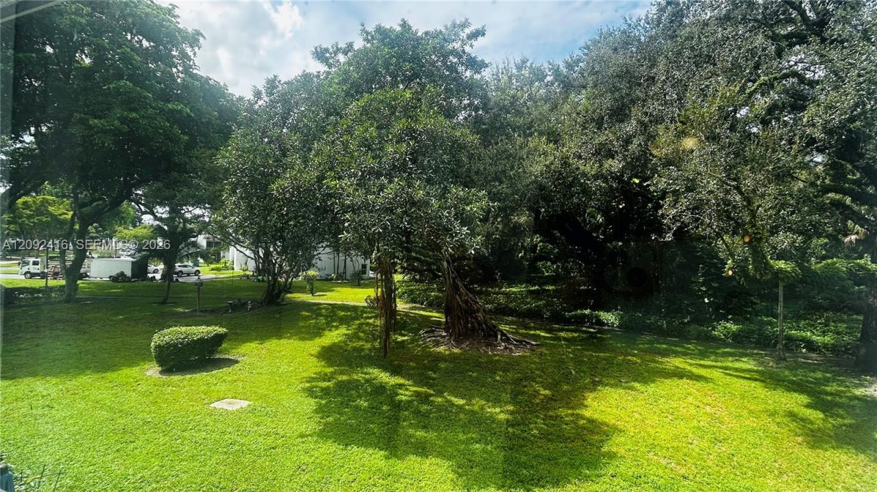 9410 Live Oak Pl , Unit 207, Davie, FL 33324 Photo