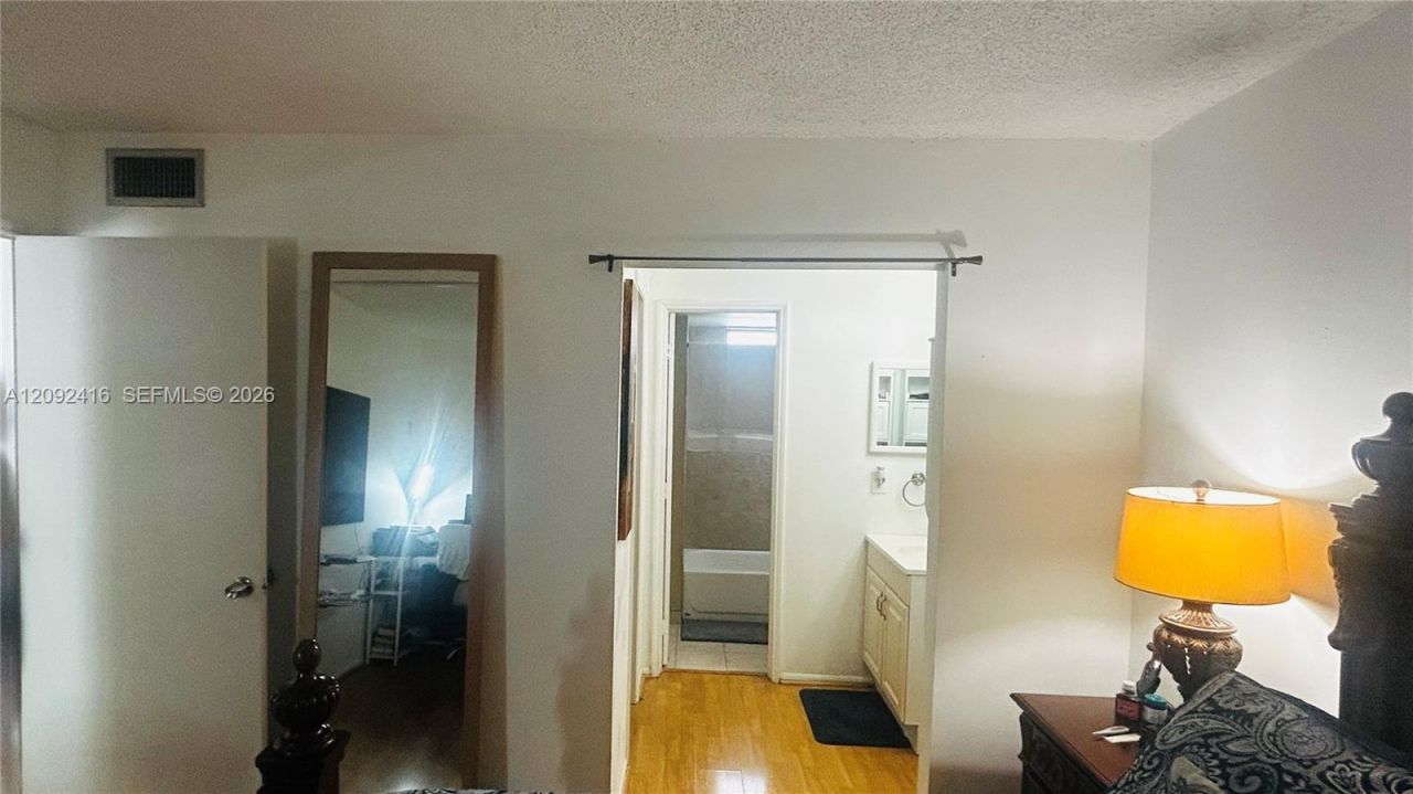 9410 Live Oak Pl , Unit 207, Davie, FL 33324 Photo