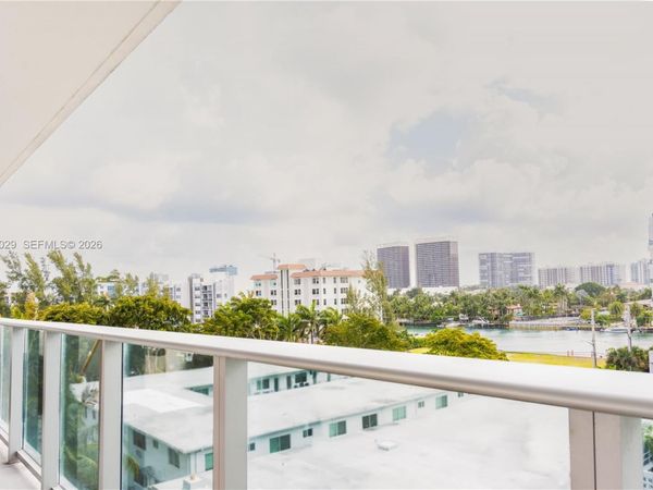 1025 92 , Unit 706, Bay Harbor Islands, FL 33154