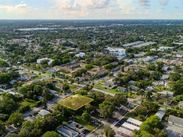 426 NW 14th Ave , Unit 1-8, Fort Lauderdale, FL 33311