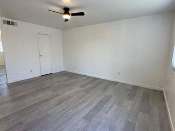 4920 Stanley Avenue, Unit 4, Las Vegas, NV 89115