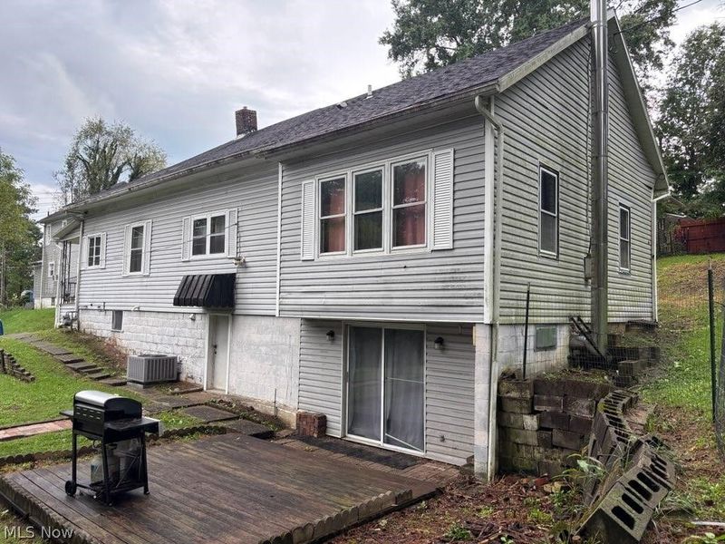 504 Walnut Avenue, Cambridge, OH 43725 Photo 17