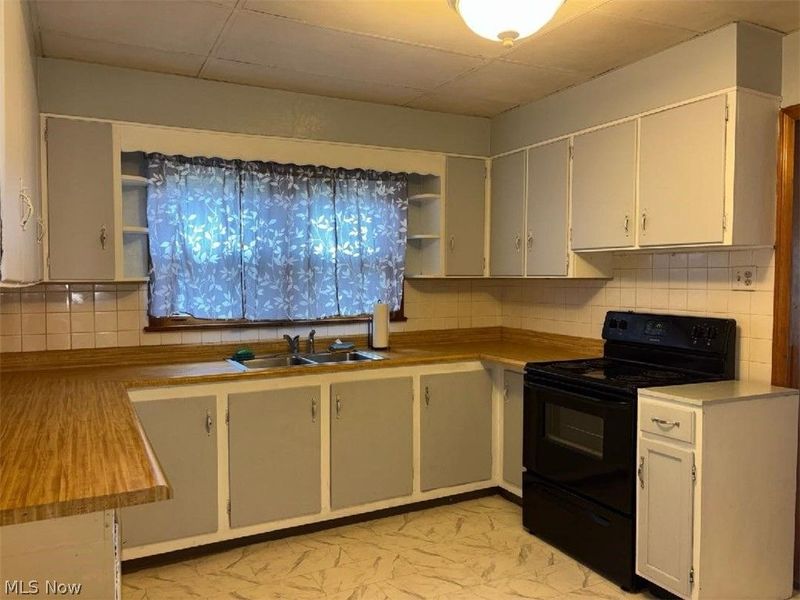 504 Walnut Avenue, Cambridge, OH 43725 Photo 5