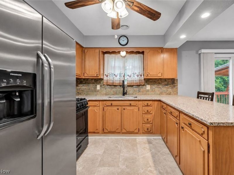 14582 Prospect Road, Strongsville, OH 44149 Photo 6