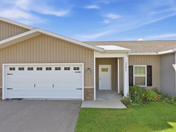 3986 Reserve Drive, Wyoming, MI 49519