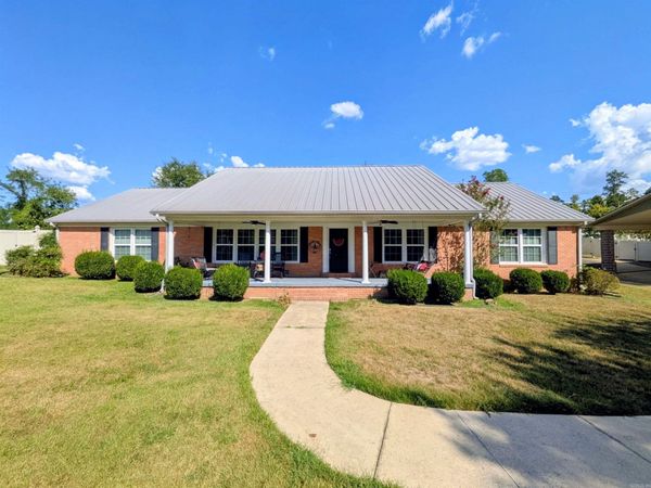 963 Ridgeview, Camden, AR 71701