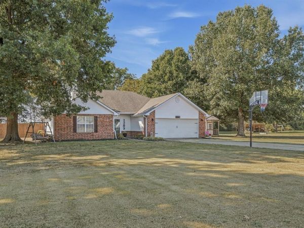 1209 Hidden Valley Drive, Jonesboro, AR 72404