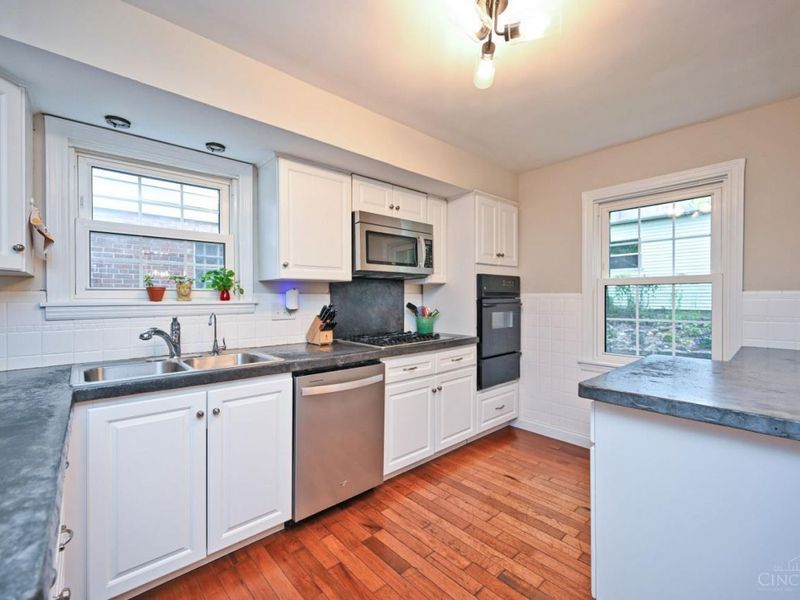 3502 Victoria Place, Cincinnati, OH 45208 Photo 21
